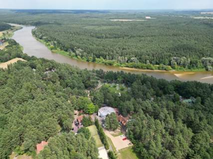 Prosperujący ośrodek wczasowy nad Bugiem