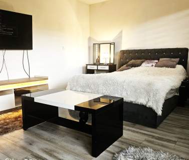 Os. Botanika, apartament 4-5 pokoi, m. parkingowe