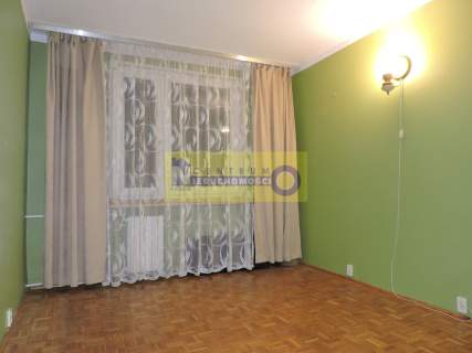 3 pokoje na Świętokrzyskiej, parter, balkon.