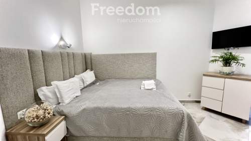 Atrakcyjny Nowy apartament przy promenadzie.