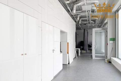 Do wynajęcia lokal 153m2 brutto, po zakładzie fryzjerskim, mokotów