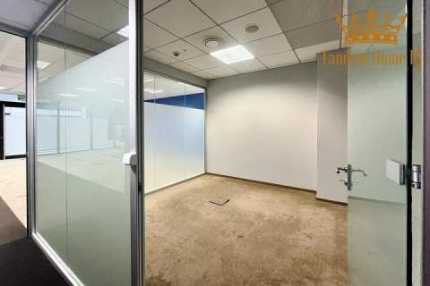 Do wynajęcia lokal handlowo-usługowy 220m2 brutto, parter, wola...