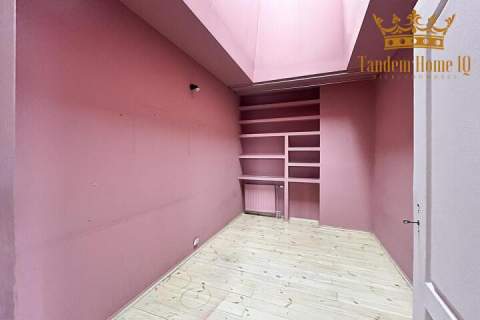 Do wynajęcia biuro 120m2 na piętrze blisko Arkadii, Forest, studio