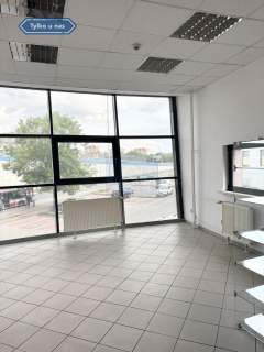 lokal z witryną w Centrum Jagiellończyka