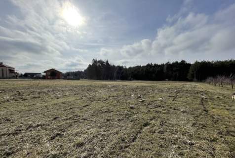 Sprzedam działkę rolno-budowlaną 56 ar