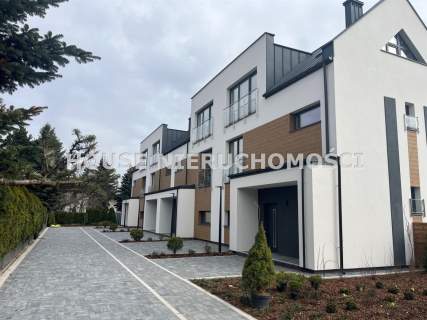 Segment blisko Stawów Walczewskiego WKD 350 m2