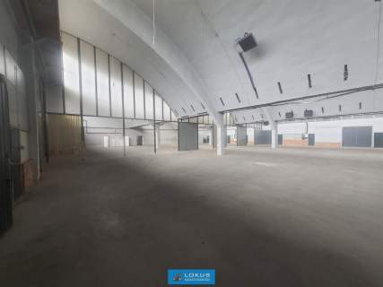 Hala produkcyjno-magazynowa 1424 m2 rampa biuro