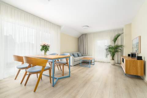 ŚWINOUJŚCIE, PREMIUM 97 M, DWA POZIOMY Z BALKONEM