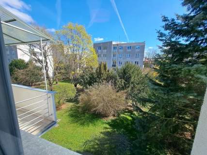 -ŚWIEŻO PO REMONCIE-MED.MIEJSKIE-BALKON 4m2-ZIELEŃ