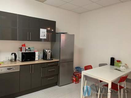 Budynek usługowy z częścią magazynową 200 m2 0%