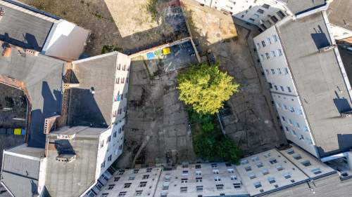 Duża kamienica w centrum Poznania 38 lokali