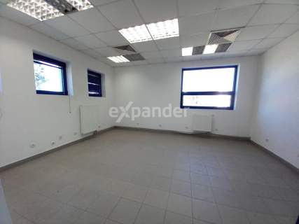 BIUROWIEC 527,70 m2 2 PIĘTRA PODPIWNICZENIE 