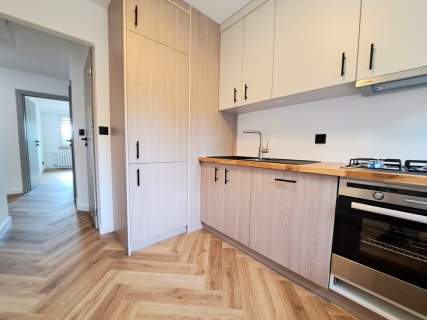 -ROZKŁAD-ŚWIEŻO PO REMONCIE-CO.MIEJSKIE-BALKON 7m2