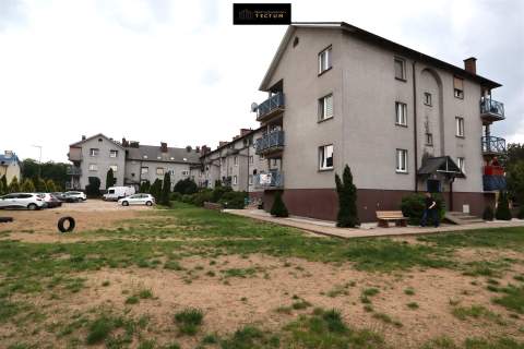 MIESZKANEI Z GARAŻEM W WĄGROWCU NA SPRZEDAŻ