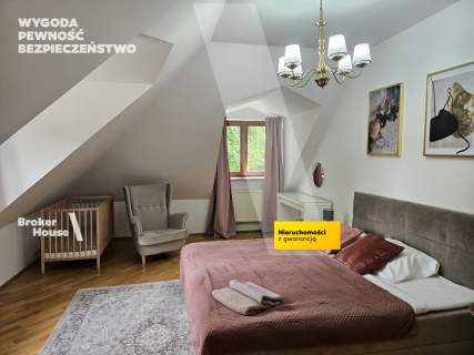 Elegancki dom wolnostojący Wawer do wejścia