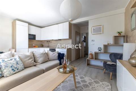 Apartament z ogródkiem i miejscem parkingowym
