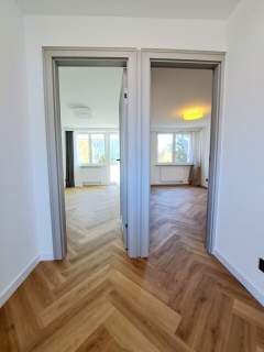 -ŚWIEŻO PO REMONCIE-MED.MIEJSKIE-BALKON 4m2-ZIELEŃ