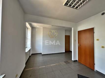 Lokal użytkowy w centrum 127 m2.