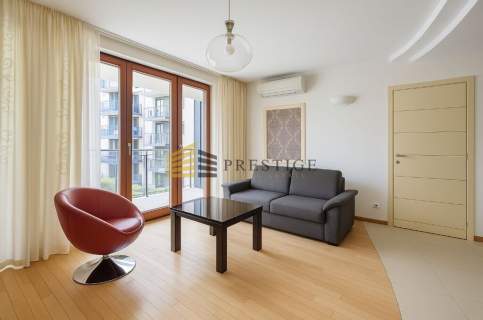 Ekskluzywny Apartament z Prywatnym Patio Prestiż