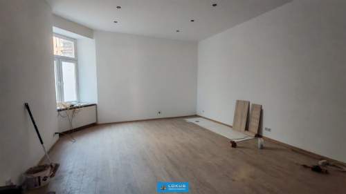 Lokal handlowy usługowy parter witryna