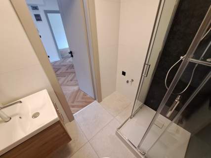 -ROZKŁAD-ŚWIEŻO PO REMONCIE-CO.MIEJSKIE-BALKON 7m2