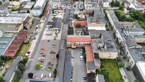 Kompleks magazynowo-biurowy w centrum miasta