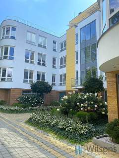 Duży lokal z ogródkiem 272 m2 dwa wejścia