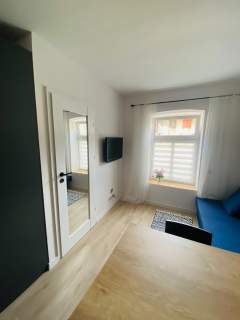 Po remoncie, oddzielna sypialnia21m2suterena21m,centrum