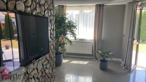 Dom do wejścia w Czernichowie koło Krakowa, duża działka