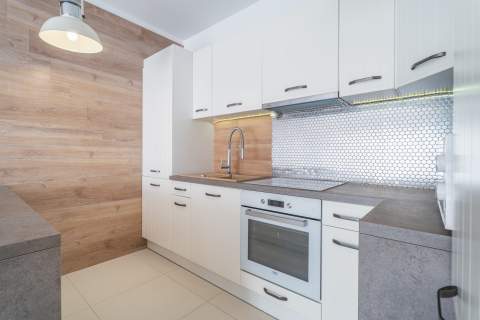 Od właściciela, 2 pokoje balkon i wyposażenie gratis.