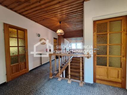 Połowa domu 240m2/8 pokoi/ Krynica Morska