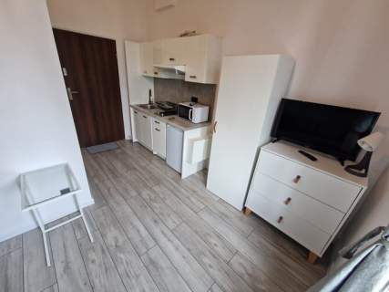 Legionów 18, Śródmieście, studio blisko Manu