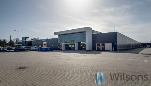 Lokal magazyn usługi produkcja 3.800 m 2 0%