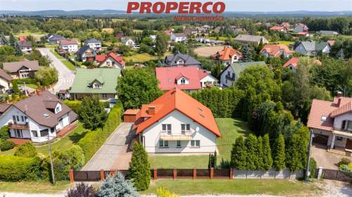 Dom 5 pok., pow. 182m2, Piekoszów