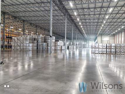 Magazyn 2.360 m2 biuro 60 m 0%