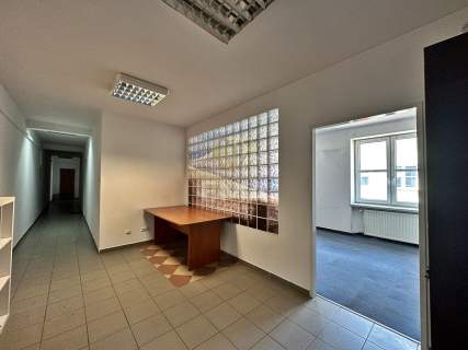 Lokal użytkowy w centrum 127 m2.