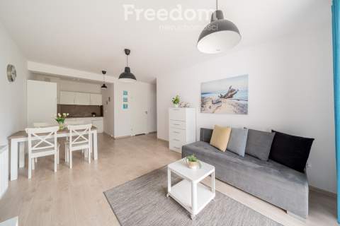 Apartament - 300 m od morza