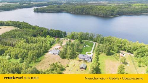 Działka nad jeziorem Ciemino
