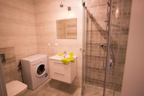 Cicha kawalerka w apartamentowcu - Pograniczna 26