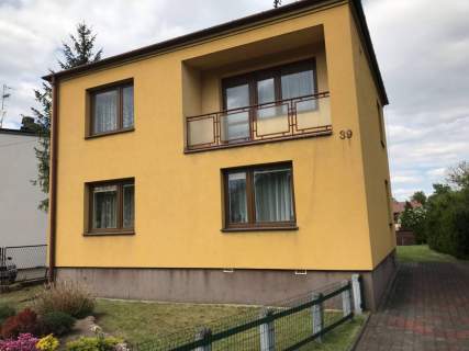 Sprzedam dom w Łasku woj. Łódzkie z warsztatem i garażem