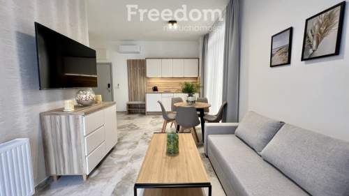 Bardzo atrakcyjny apartament przy promenadzie.