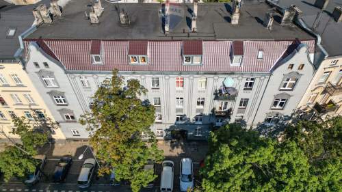 Duża kamienica w centrum Poznania 38 lokali