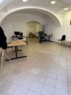 Lokal handlowy w centrum Cieszyna do wynajęcia.
