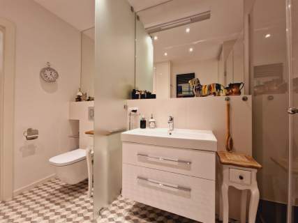 APARTAMENT Z WIDOKIEM NA OGRODY I PANORAMĘ MIASTA