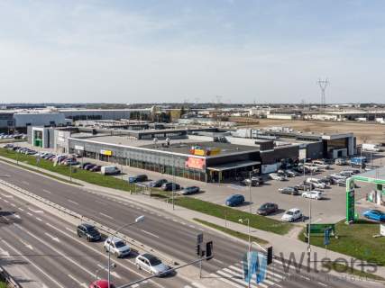 Lokal magazyn usługi produkcja 3.800 m 2 0%
