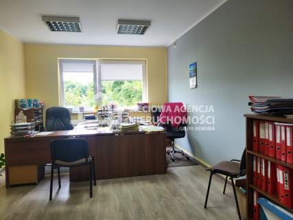 Hala 500m2 i budynek biurowo-socjalny, Pruszcz Gd.