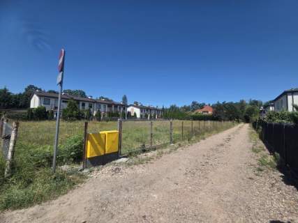 Falenica, pozwolenie na 7 lokali, projekt