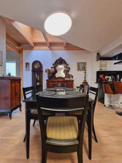 APARTAMENT Z WIDOKIEM NA OGRODY I PANORAMĘ MIASTA
