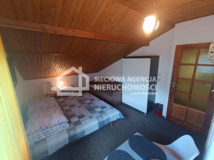 Połowa domu 240m2/8 pokoi/ Krynica Morska