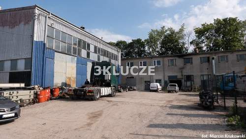 Powierzchnia usługowa i hala remontowa dla TIR